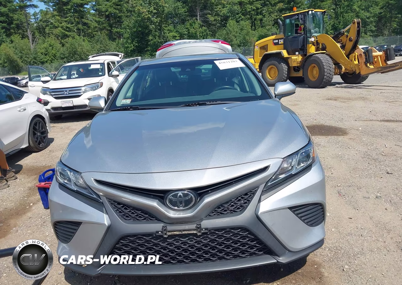 2018 Toyota Camry Se VIN:4T1B11HK8JU150204 - 13