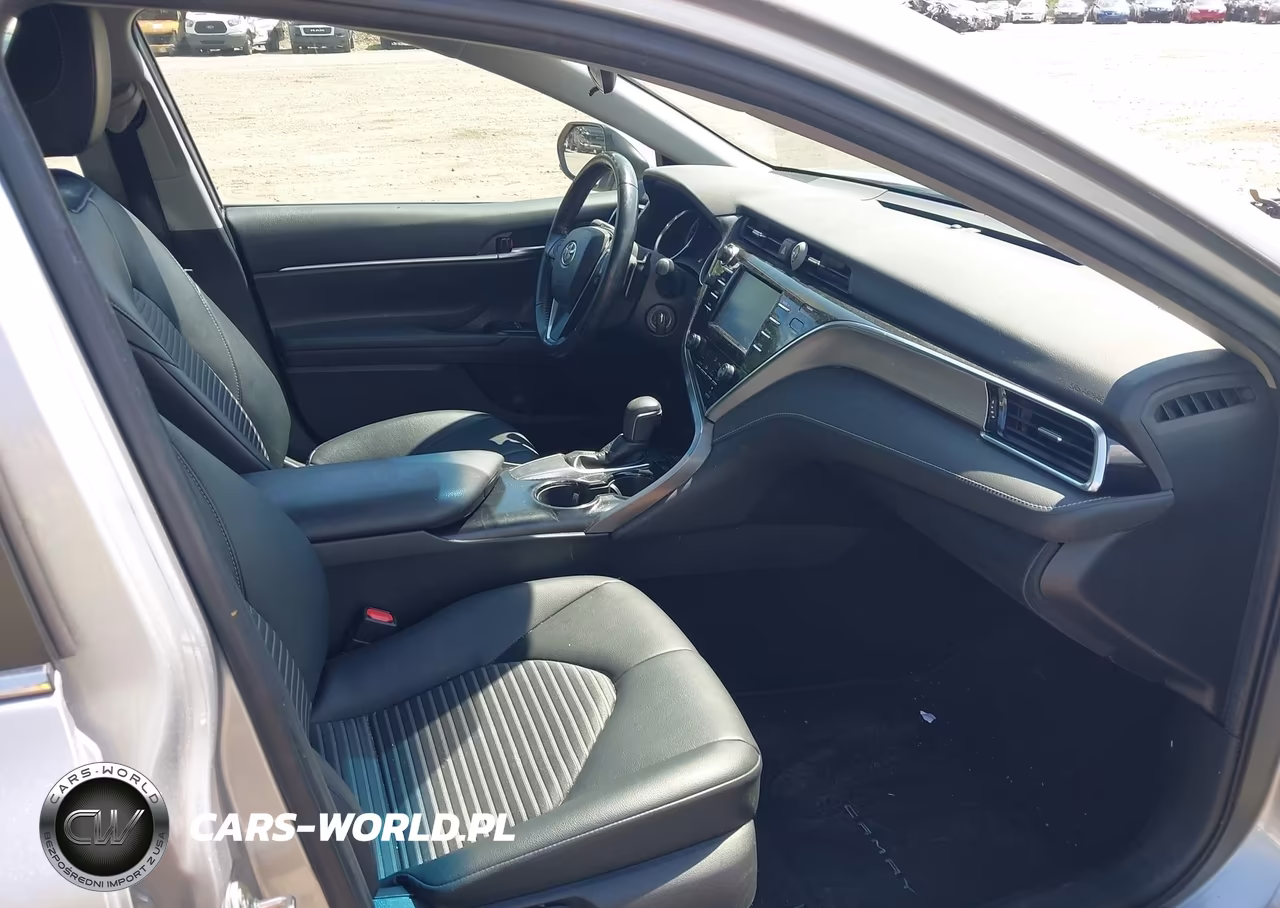 2018 Toyota Camry Se VIN:4T1B11HK8JU150204 - 5