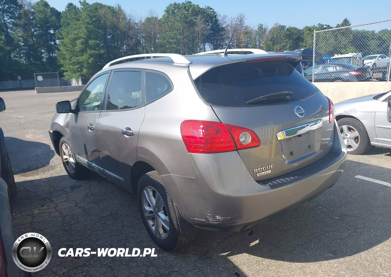 2015 Nissan Rogue Select S VIN:JN8AS5MV0FW765950 - 3