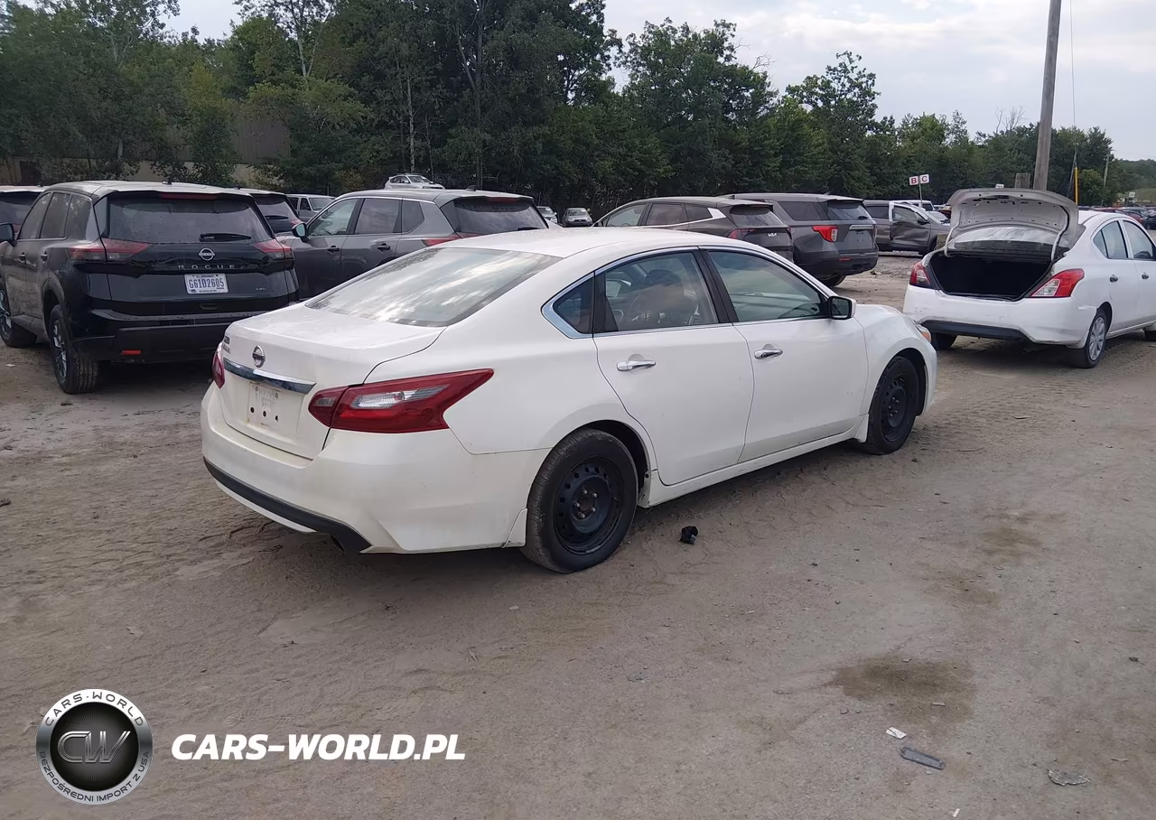 2018 Nissan Altima 2.5 S VIN:1N4AL3AP1JC474618 - 4