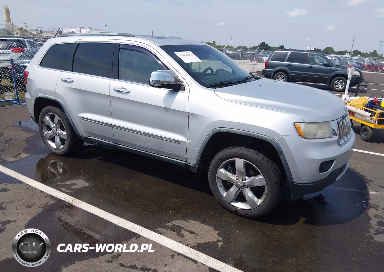 2011 Jeep Grand Cherokee Overland – zdjęcie 1 z 17