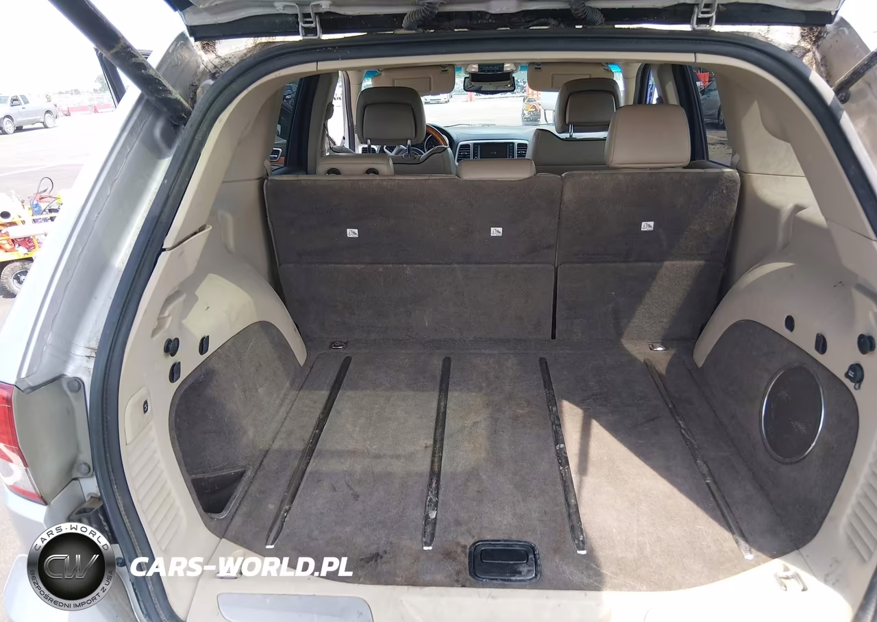 2011 Jeep Grand Cherokee Overland VIN:1J4RR6GG1BC543226 - 17