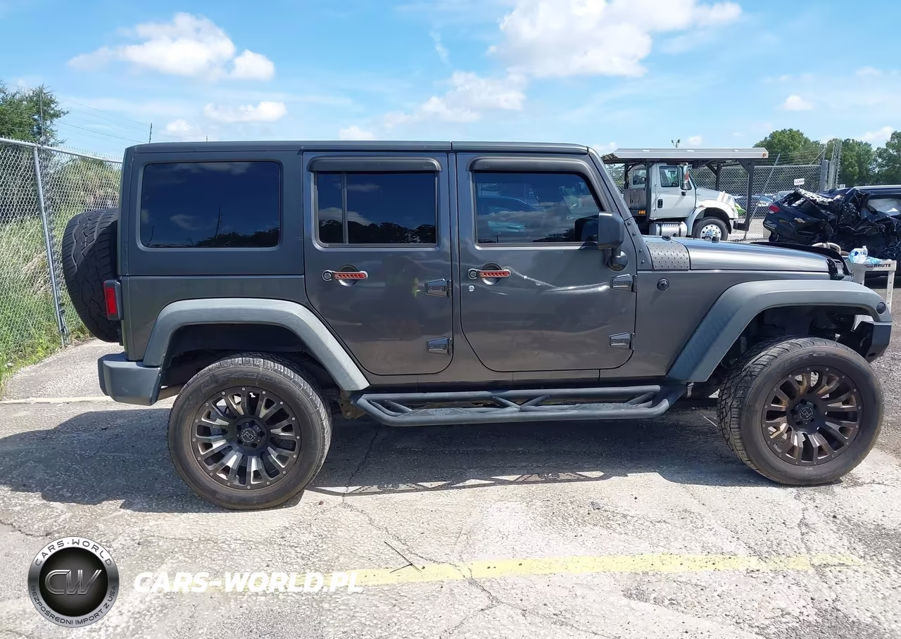 2017 Jeep Wrangler Unlimited Sport VIN:1C4HJWDGXHL695009 - 13