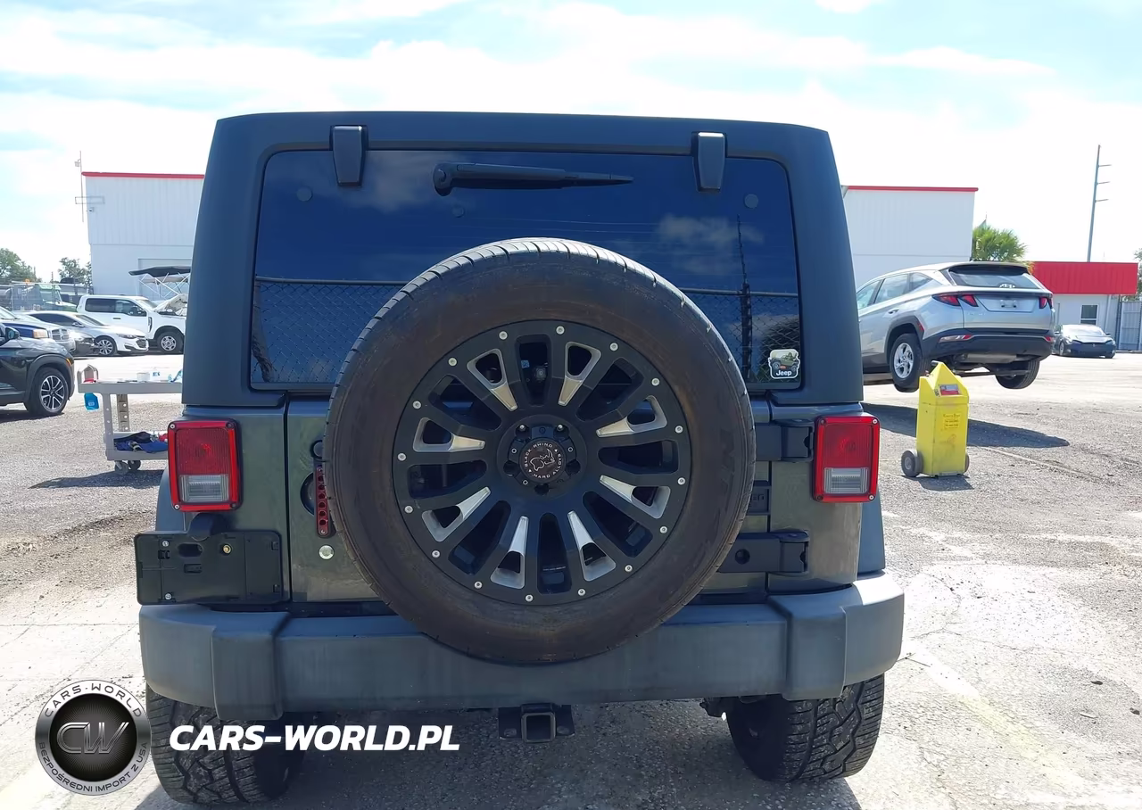 2017 Jeep Wrangler Unlimited Sport VIN:1C4HJWDGXHL695009 - 16