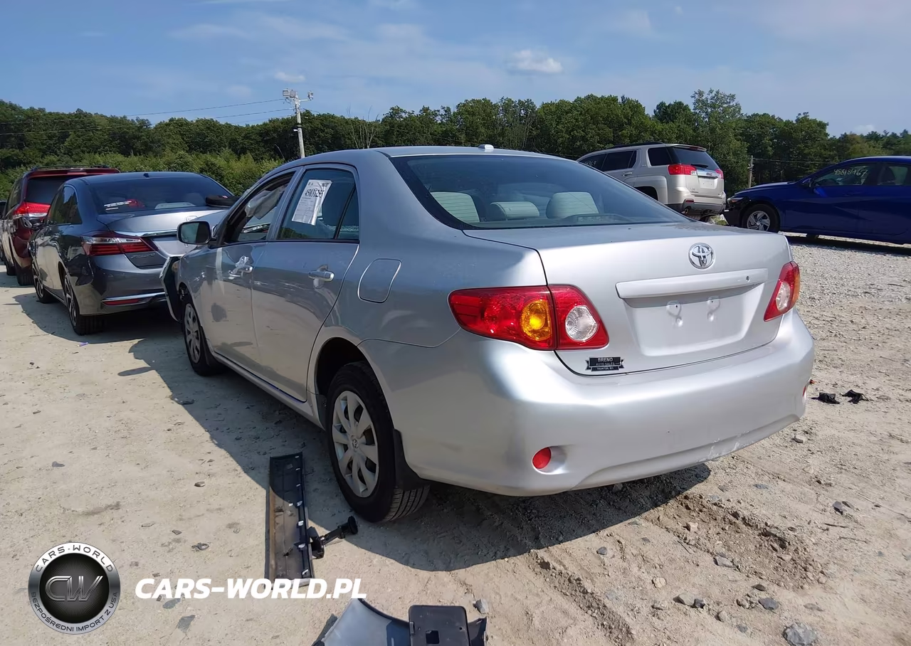 2010 Toyota Corolla Le VIN:JTDBU4EE3AJ065431 - 3