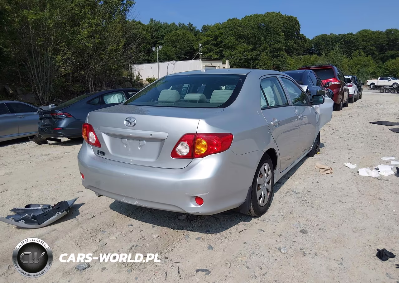2010 Toyota Corolla Le VIN:JTDBU4EE3AJ065431 - 4