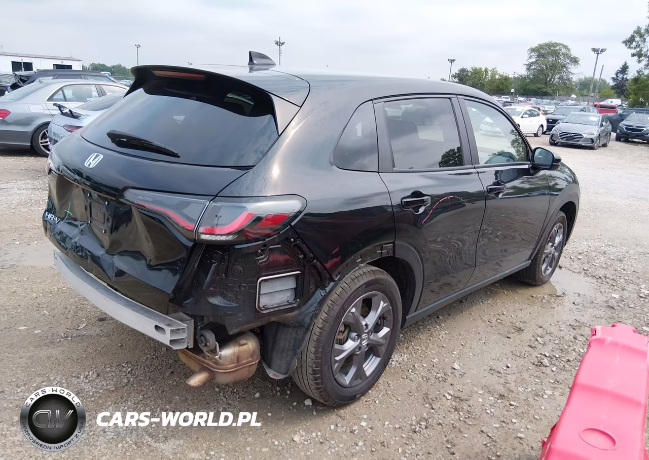 2026 Honda Hr-V Awd Lx VIN:3CZRZ2H32TM716742 - 4