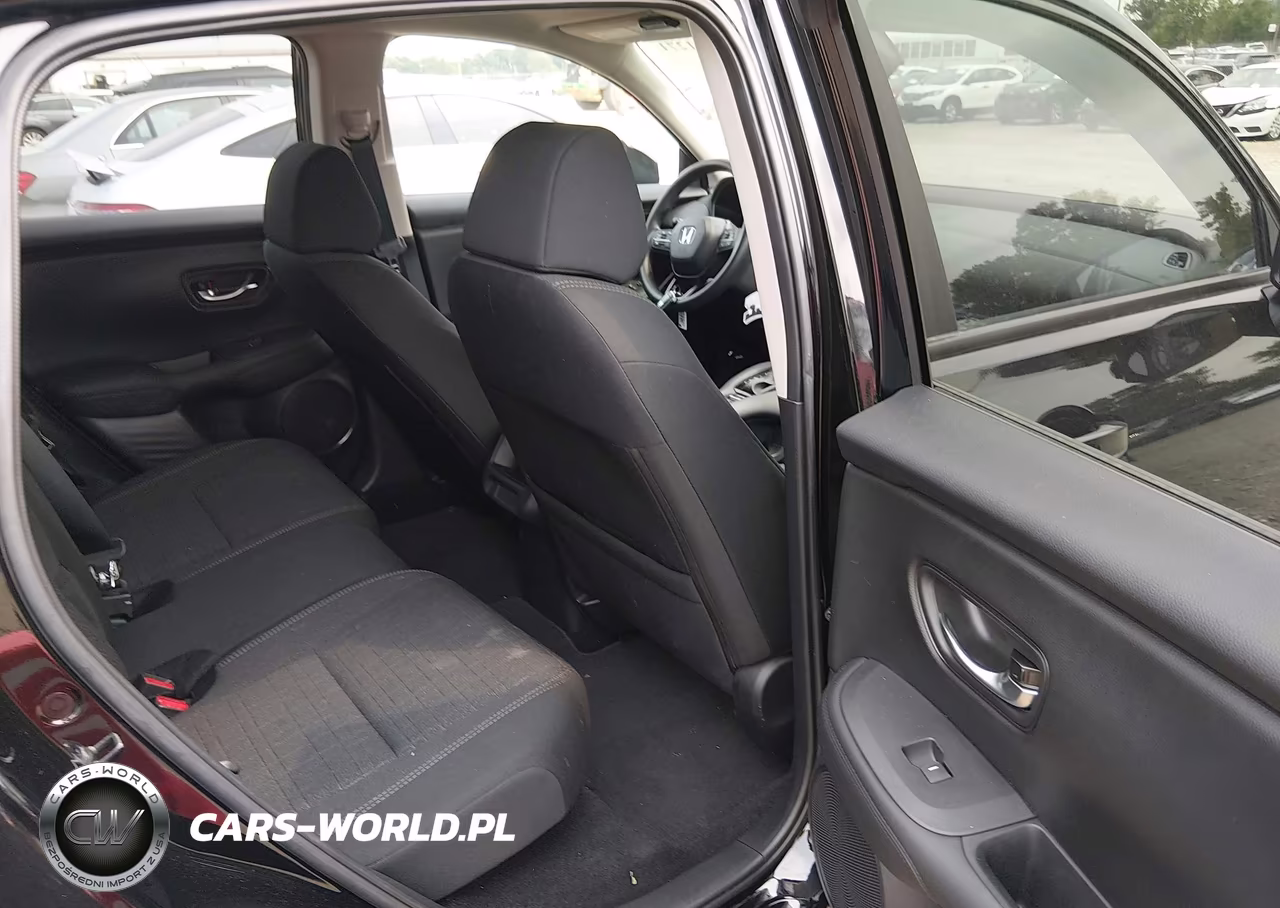 2026 Honda Hr-V Awd Lx VIN:3CZRZ2H32TM716742 - 8