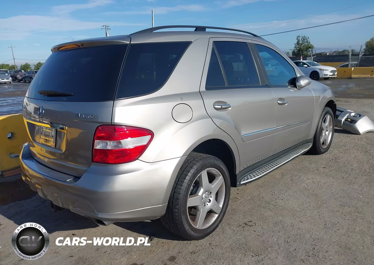2008 Mercedes-Benz Ml 550 4Matic VIN:4JGBB72E48A427865 - 4