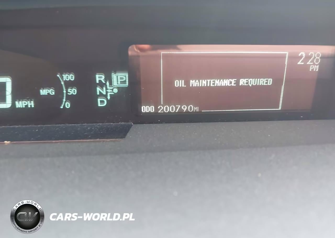 2011 Toyota Prius Two VIN:JTDKN3DU0B1421075 - 15
