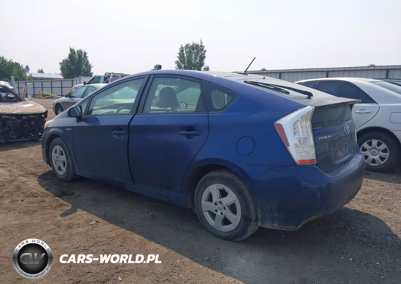 2011 Toyota Prius Two VIN:JTDKN3DU0B1421075 - 3