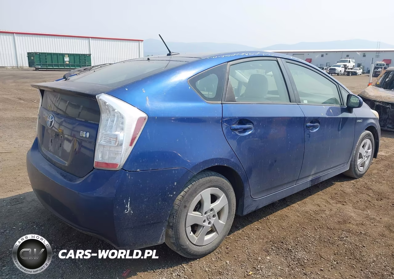 2011 Toyota Prius Two VIN:JTDKN3DU0B1421075 - 4