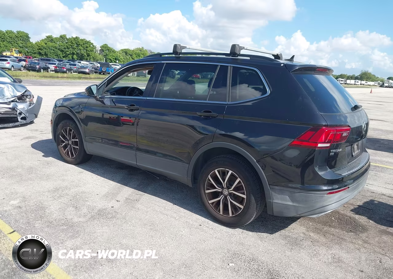 2019 Volkswagen Tiguan 2.0T Se-2.0T Sel-2.0T Sel R-Line-2.0T Sel R-Line Black VIN:3VV3B7AX0KM019712 - 3