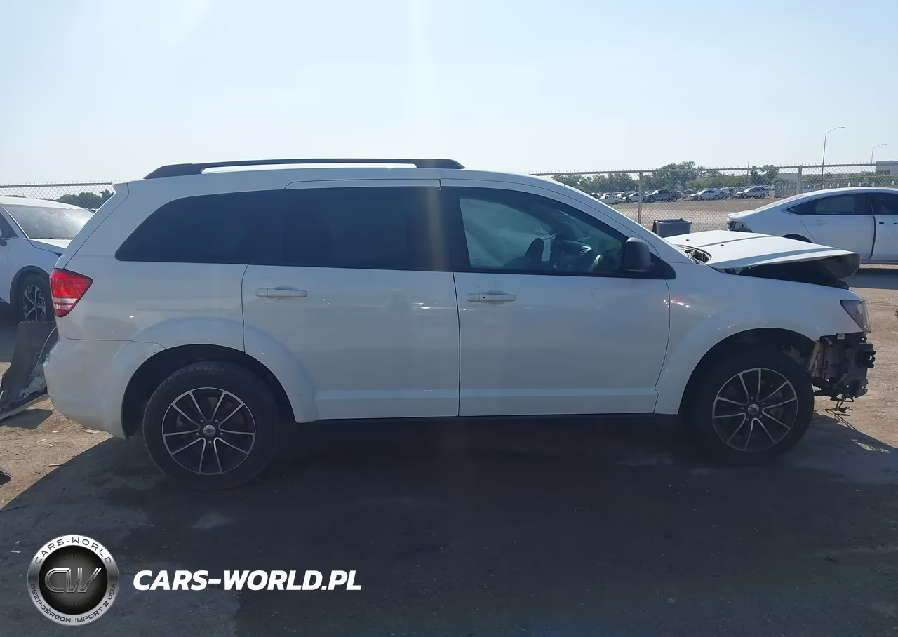 2018 Dodge Journey Se VIN:3C4PDCAB8JT273972 - 14
