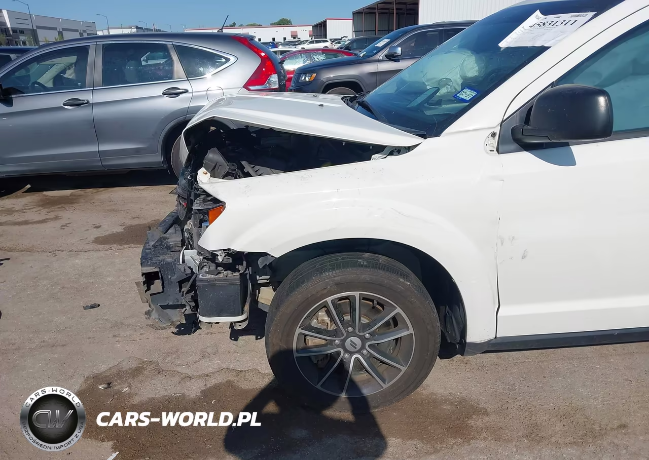 2018 Dodge Journey Se VIN:3C4PDCAB8JT273972 - 6