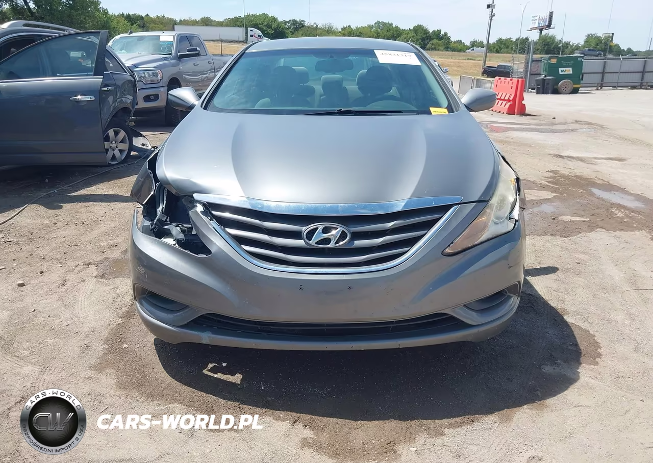2013 Hyundai Sonata Gls VIN:5NPEB4AC3DH711815 - 12