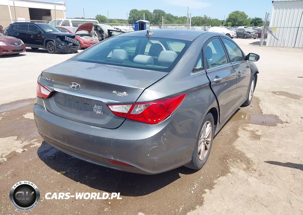 2013 Hyundai Sonata Gls VIN:5NPEB4AC3DH711815 - 4
