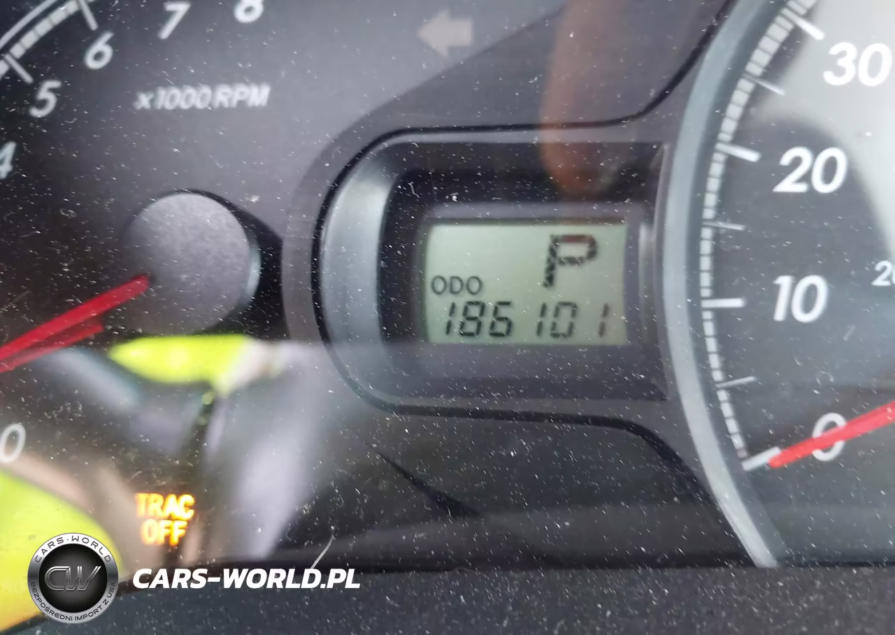 2014 Toyota Sienna L V6 7 Passenger VIN:5TDZK3DC9ES526476 - 15