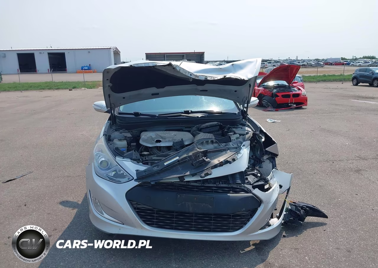 2012 Hyundai Sonata Hybrid VIN:KMHEC4A42CA031587 - 13