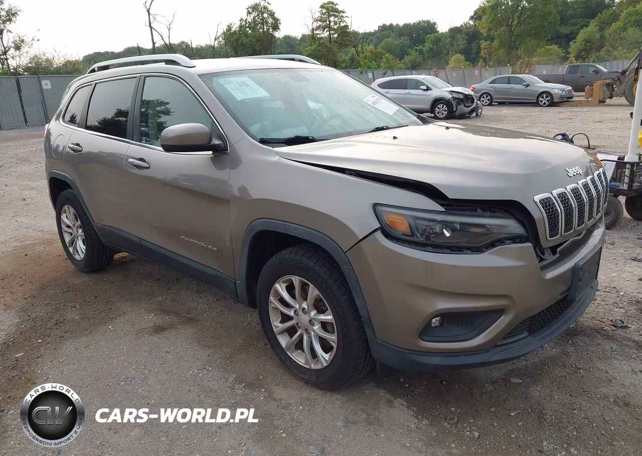 2019 Jeep Cherokee Latitude 4X4 – zdjęcie 1 z 16