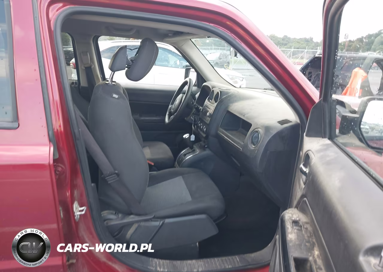 2015 Jeep Patriot Sport VIN:1C4NJPBB7FD386900 - 5