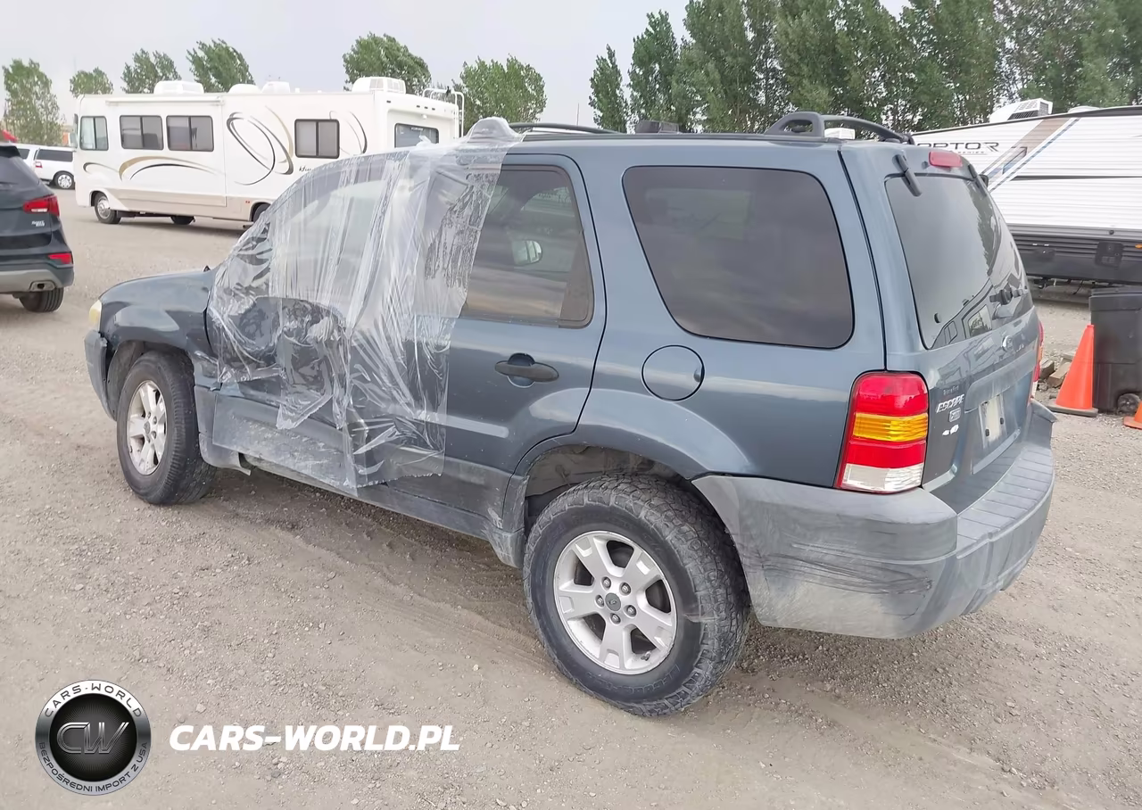2005 Ford Escape Xlt VIN:1FMYU03195KA47241 - 3