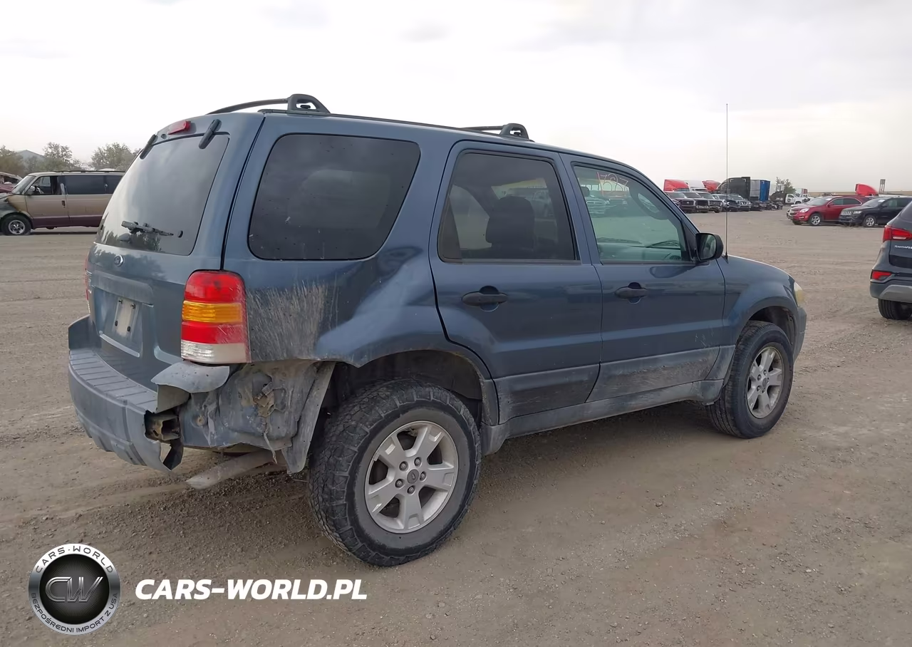 2005 Ford Escape Xlt VIN:1FMYU03195KA47241 - 4
