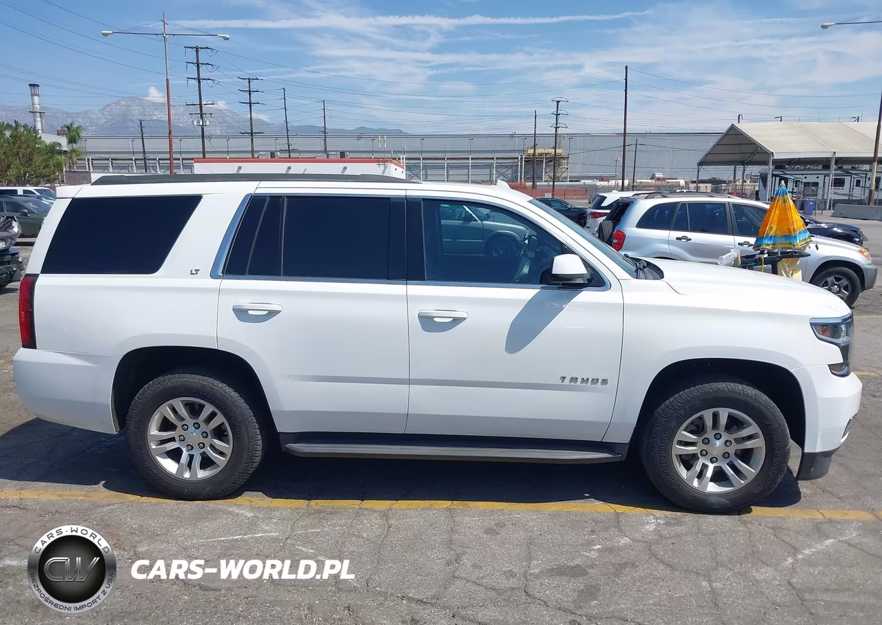 2017 Chevrolet Tahoe Lt VIN:1GNSCBKC3HR248129 - 13