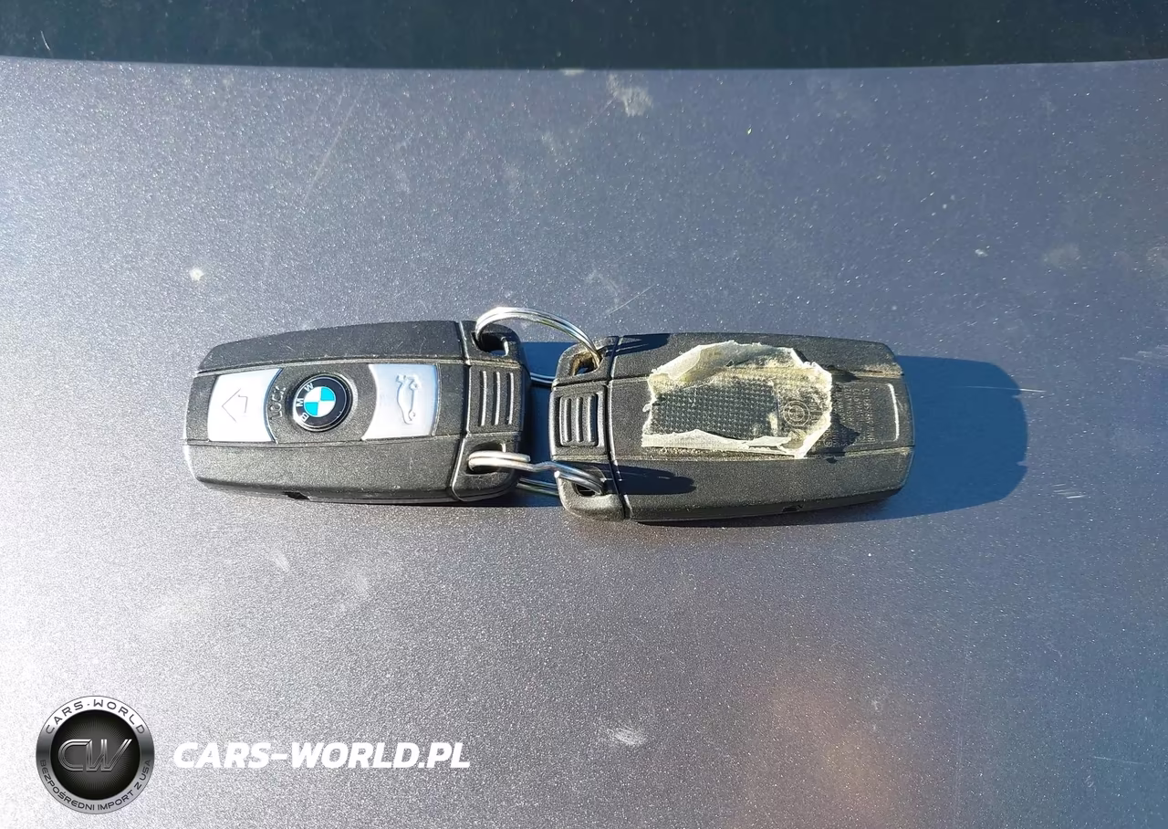 2014 BMW X1 Sdrive28I VIN:WBAVM1C57EVW53018 - 11