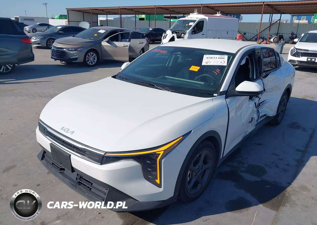 2025 Kia K4 Lxs VIN:3KPFT4DE4SE121428 - 2