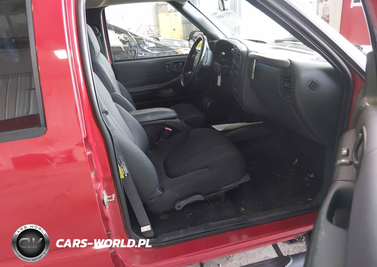 2004 Chevrolet S-10 Ls VIN:1GCDT13X14K147705 - 5