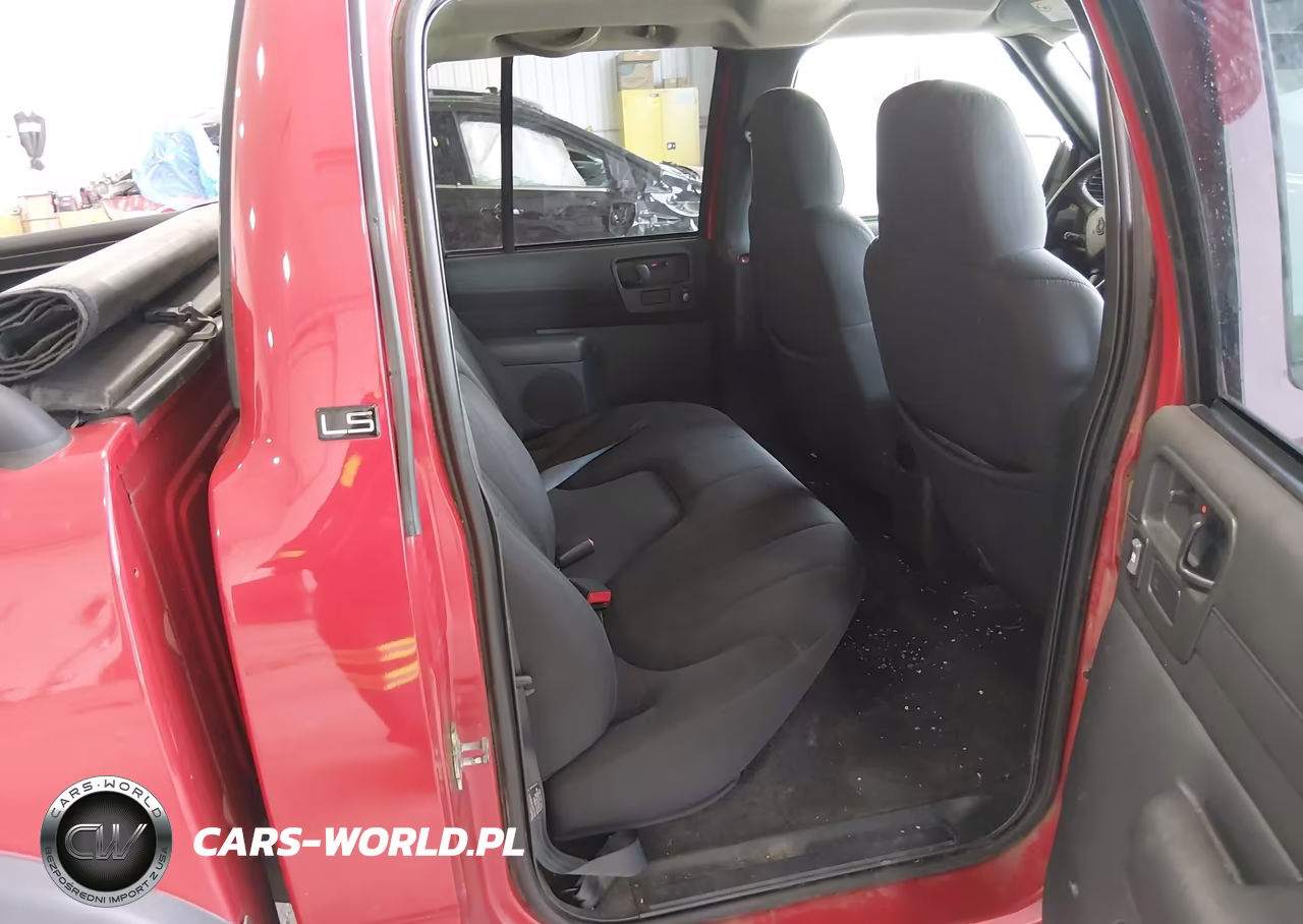 2004 Chevrolet S-10 Ls VIN:1GCDT13X14K147705 - 8