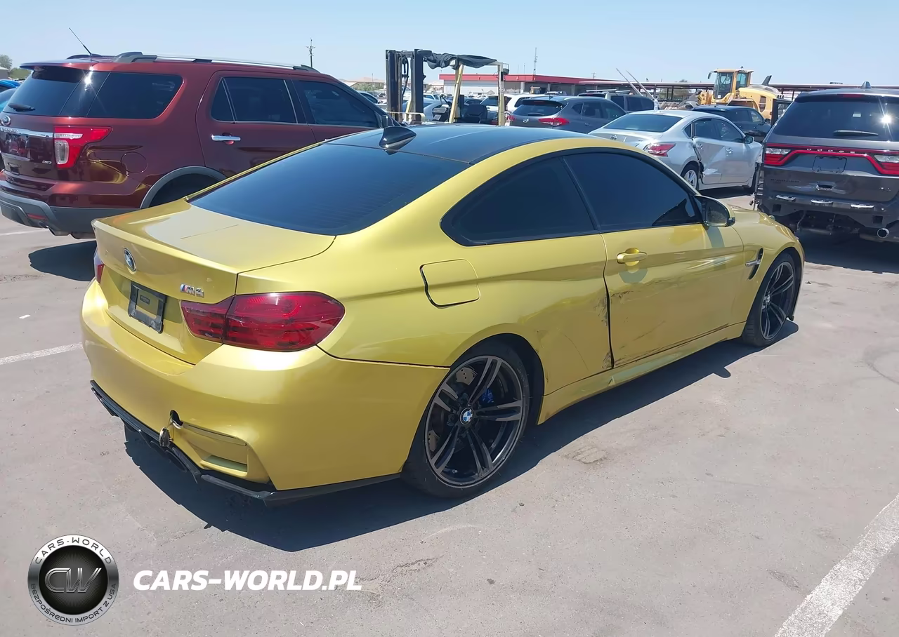 2015 BMW M4 VIN:WBS3R9C50FK329401 - 4
