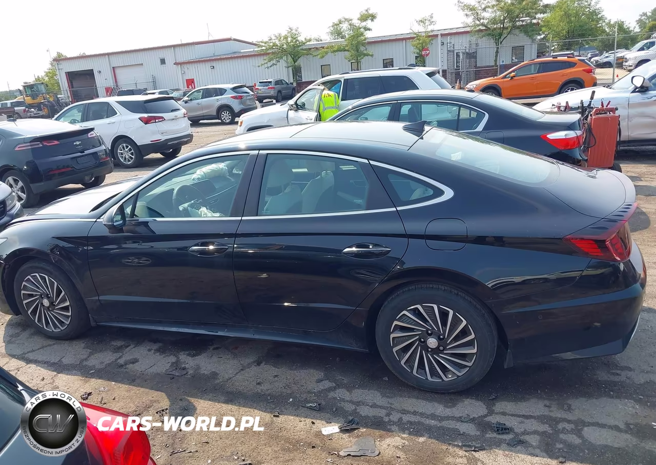 2023 Hyundai Sonata Hybrid Limited VIN:KMHL54JJ1PA059751 - 14