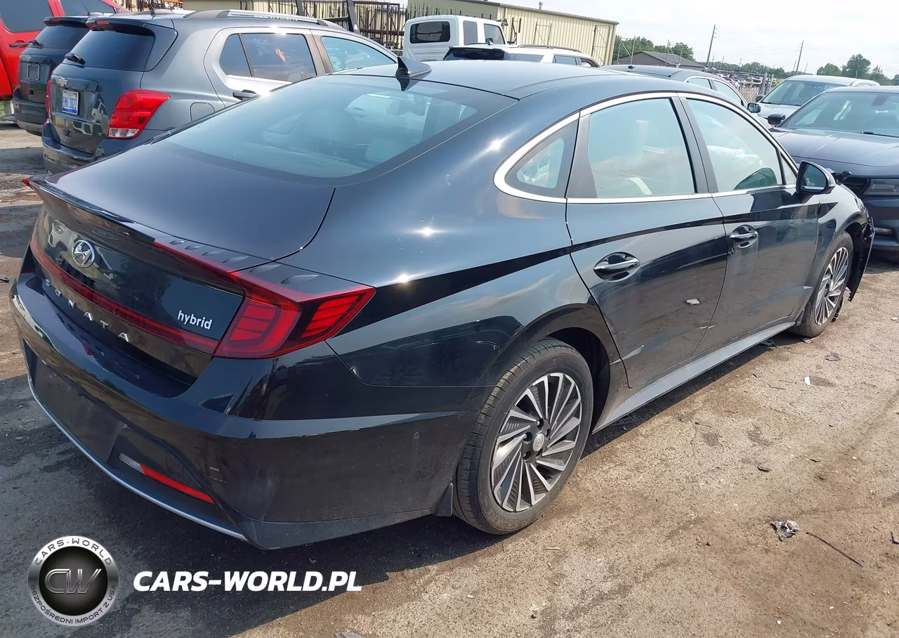 2023 Hyundai Sonata Hybrid Limited VIN:KMHL54JJ1PA059751 - 4