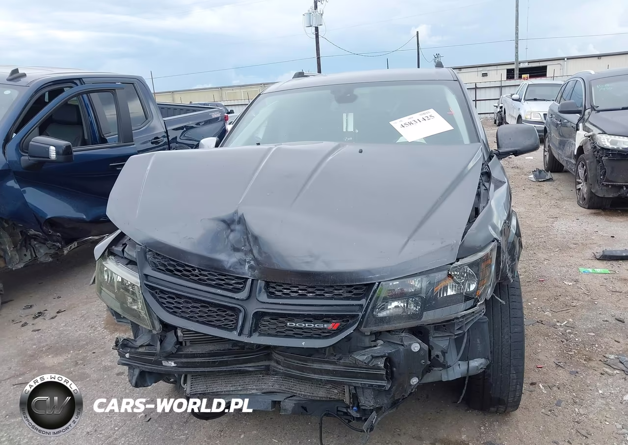 2019 Dodge Journey Crossroad VIN:3C4PDCGG7KT717816 - 13