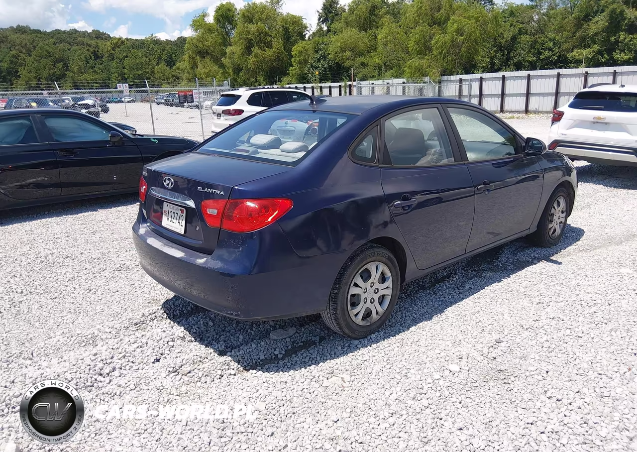 2010 Hyundai Elantra Gls VIN:KMHDU4AD2AU118944 - 4