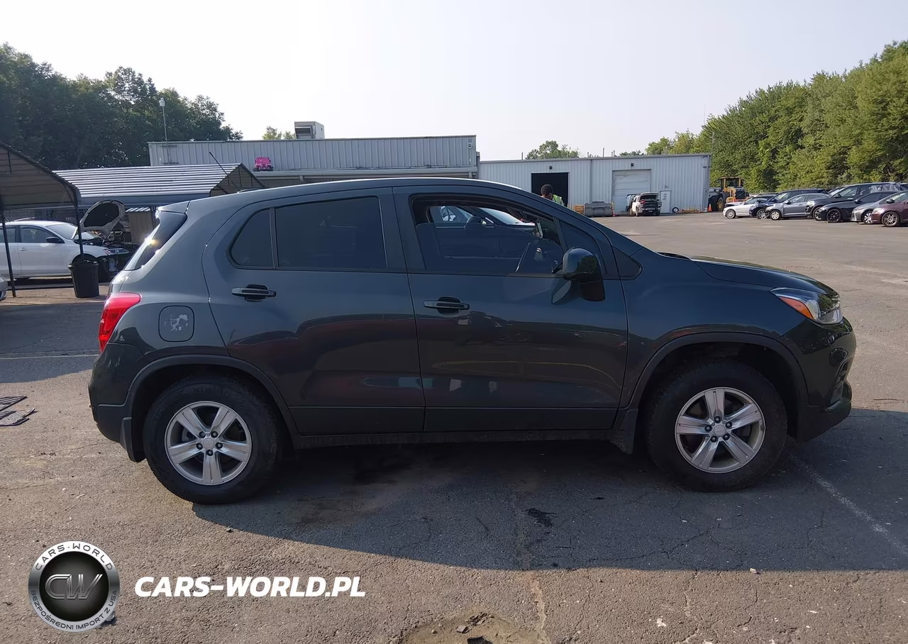2020 Chevrolet Trax Awd Ls VIN:3GNCJNSB6LL212678 - 13