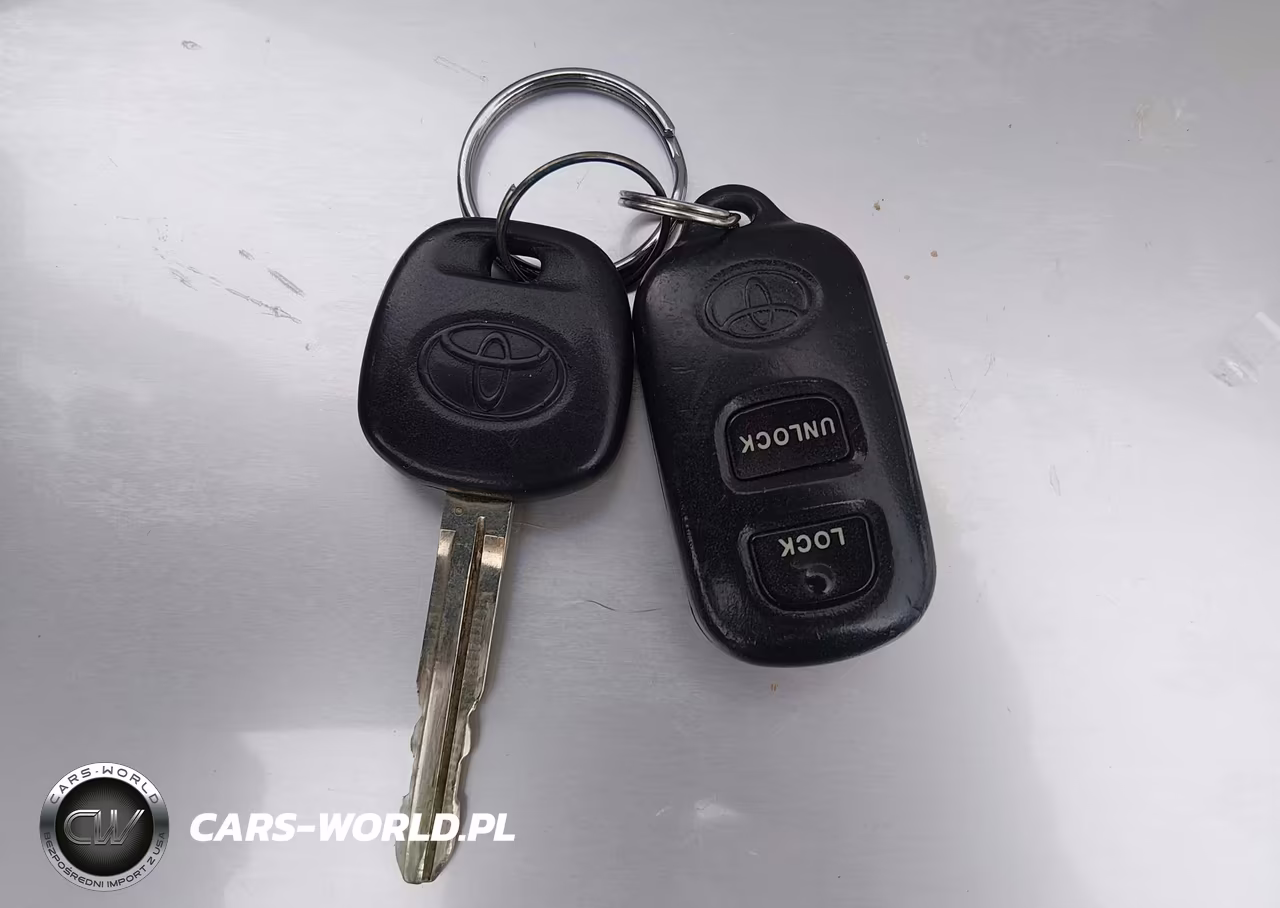 2005 Toyota Corolla Le VIN:1NXBR32E35Z377569 - 11