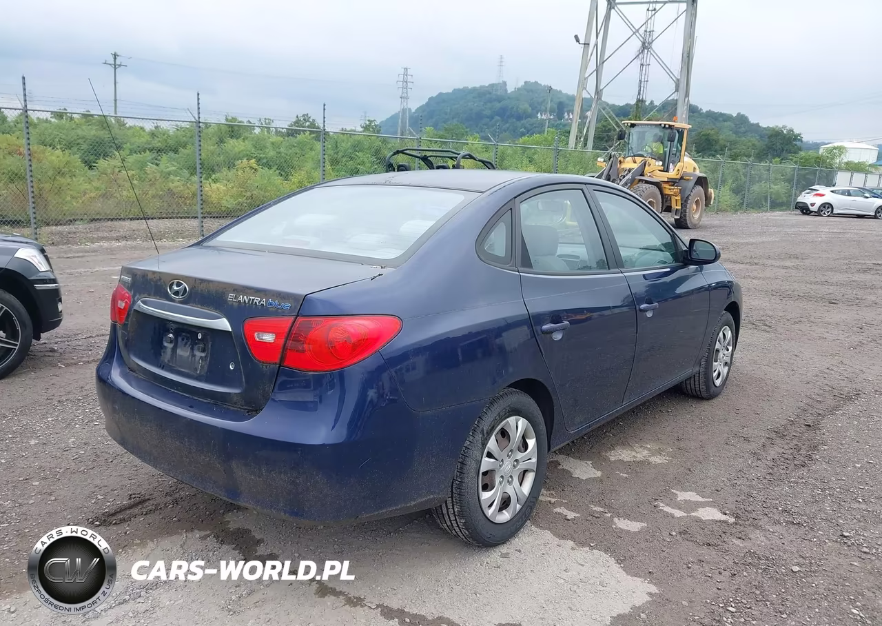 2010 Hyundai Elantra Blue VIN:KMHDU4AD7AU832102 - 4