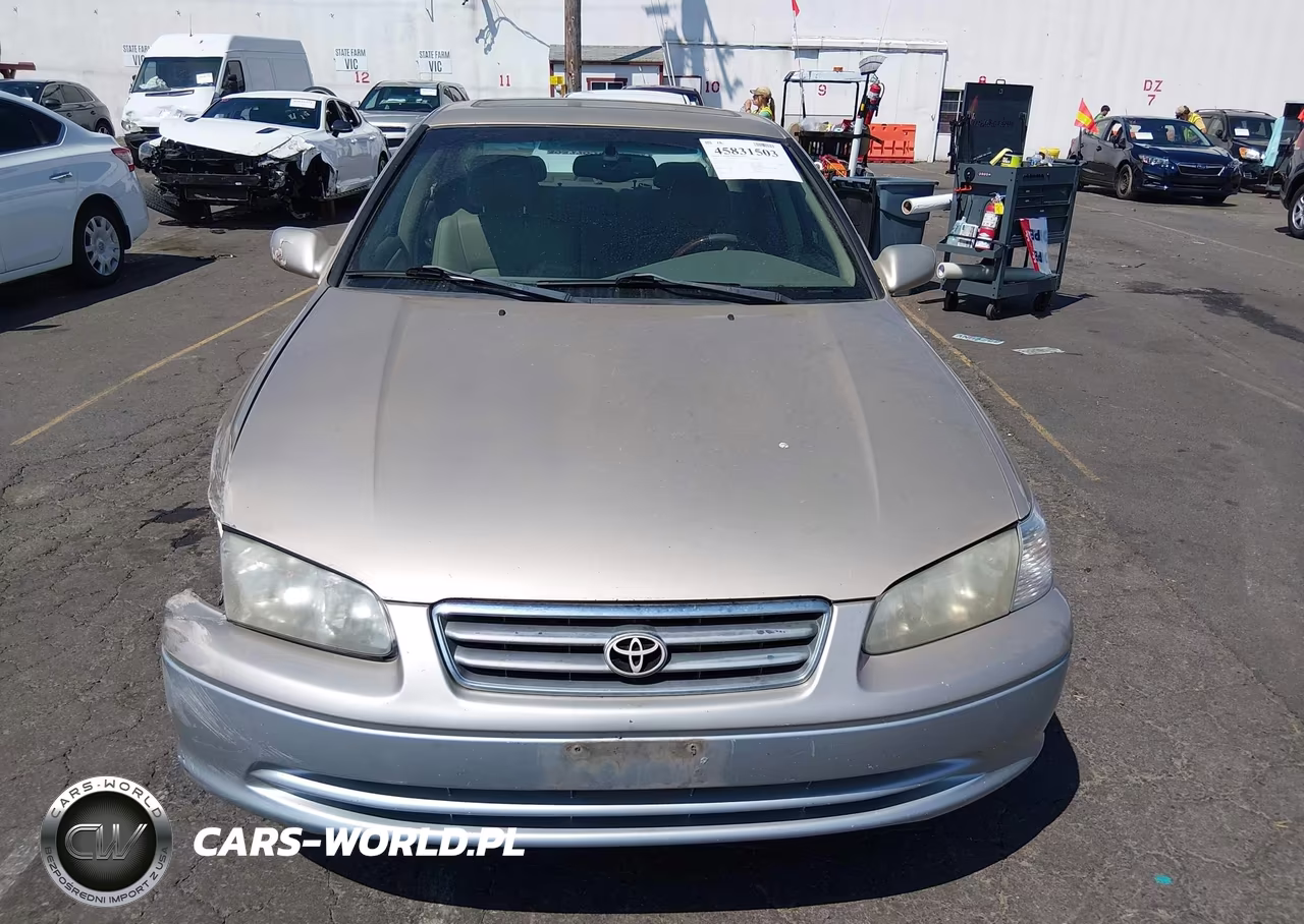 2001 Toyota Camry Le V6 VIN:JT2BF22K110313781 - 11