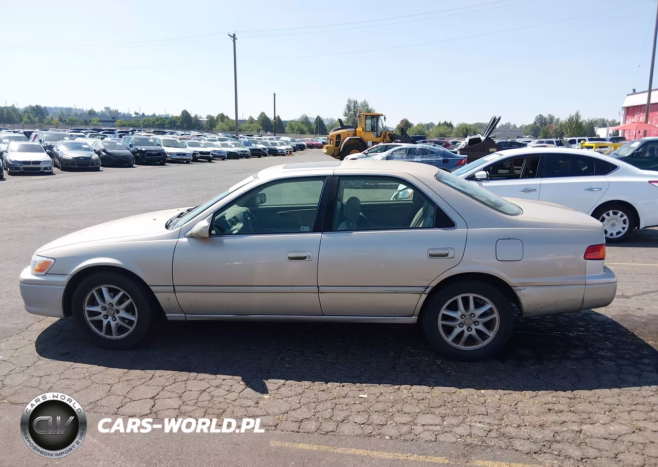2001 Toyota Camry Le V6 VIN:JT2BF22K110313781 - 13