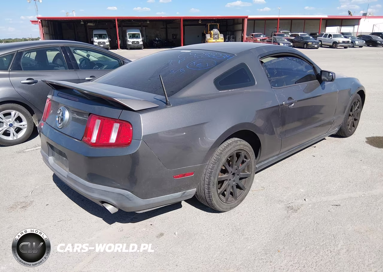 2012 Ford Mustang V6 VIN:1ZVBP8AM3C5288234 - 4