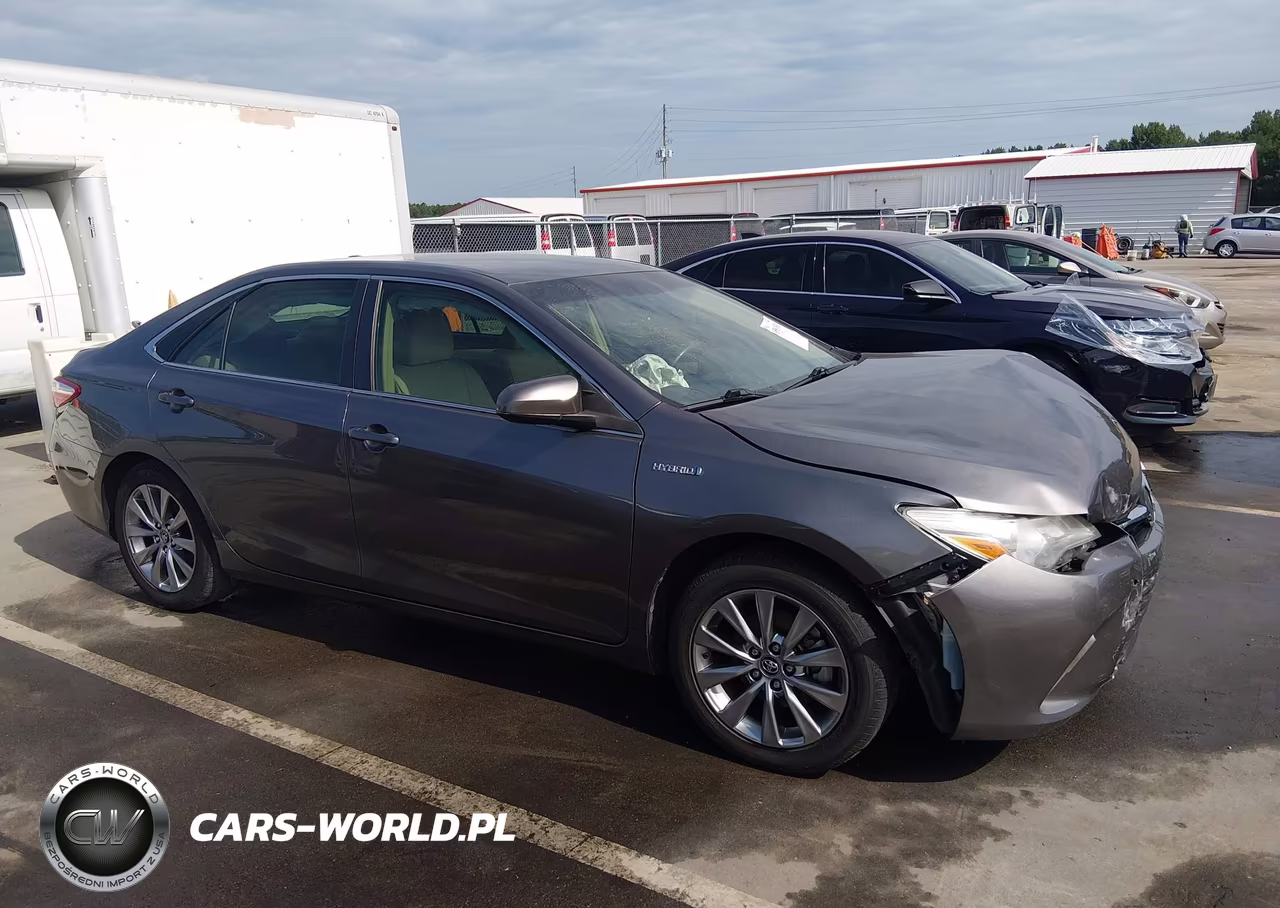 2017 Toyota Camry Hybrid Xle