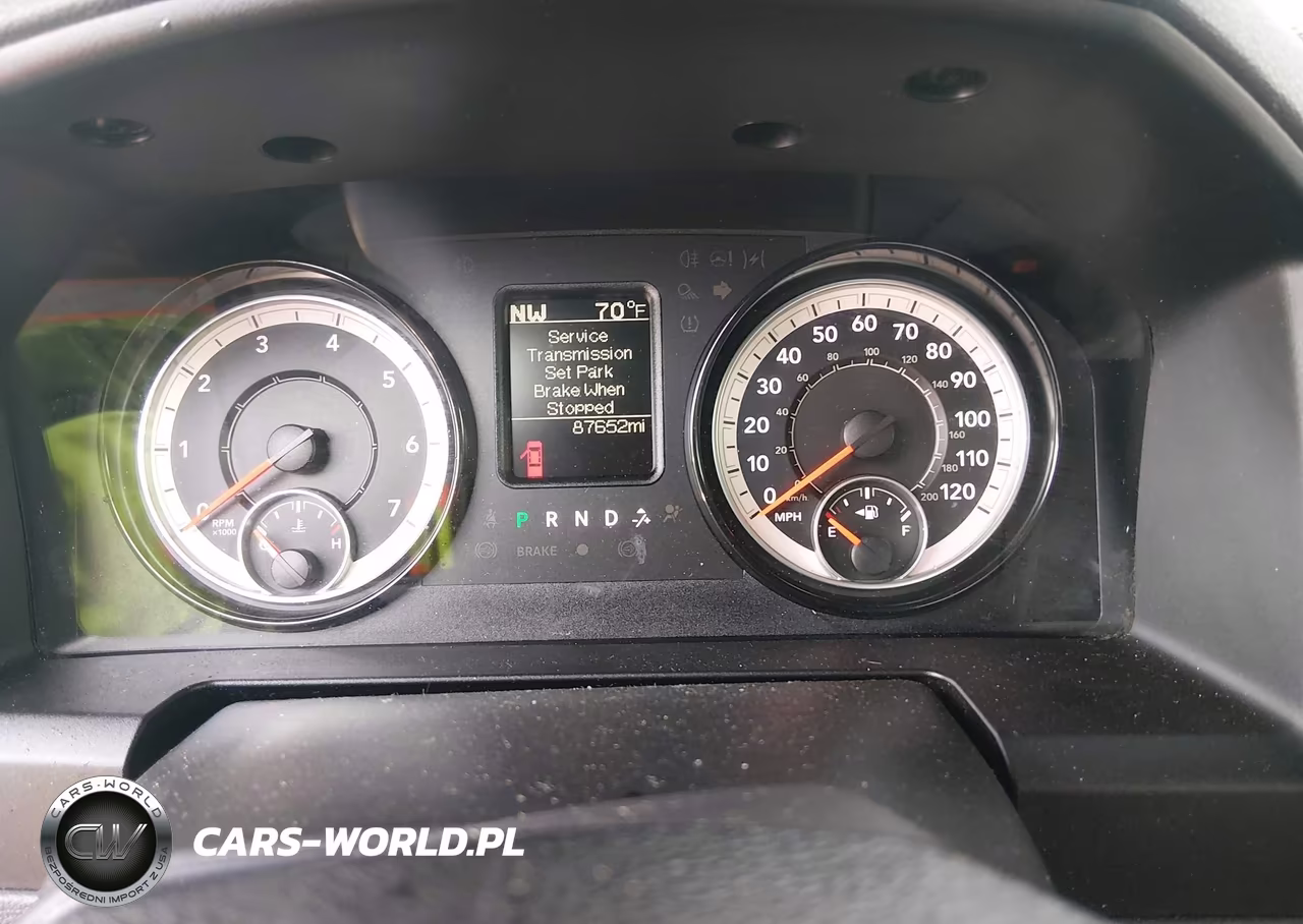 2019 Ram 1500 Classic Express 4X4 6'4 Box VIN:1C6RR7FTXKS527811 - 7