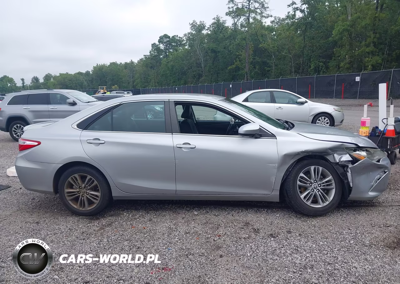 2016 Toyota Camry Se VIN:4T1BF1FK8GU124733 - 13