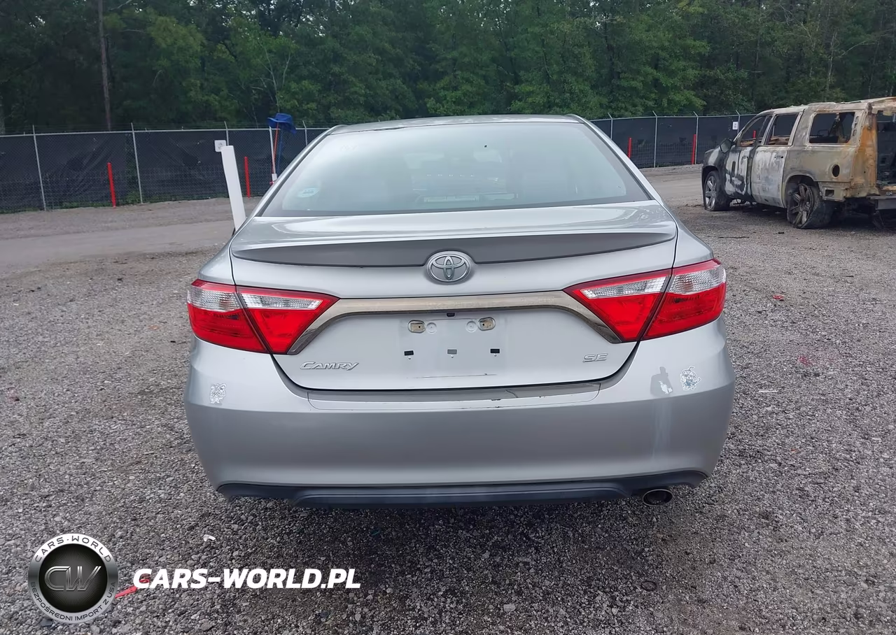 2016 Toyota Camry Se VIN:4T1BF1FK8GU124733 - 16