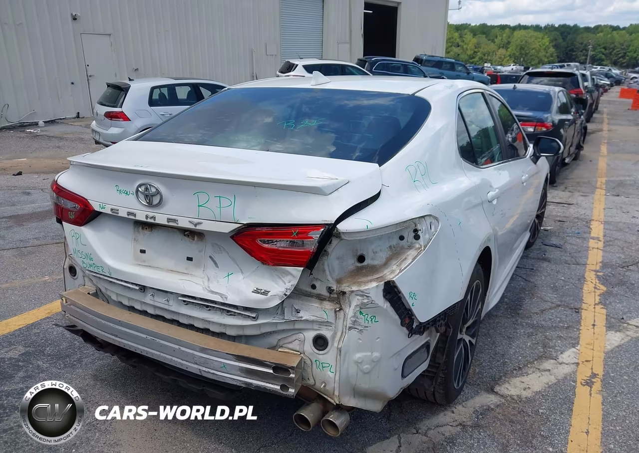 2019 Toyota Camry Se VIN:4T1B11HKXKU818800 - 4
