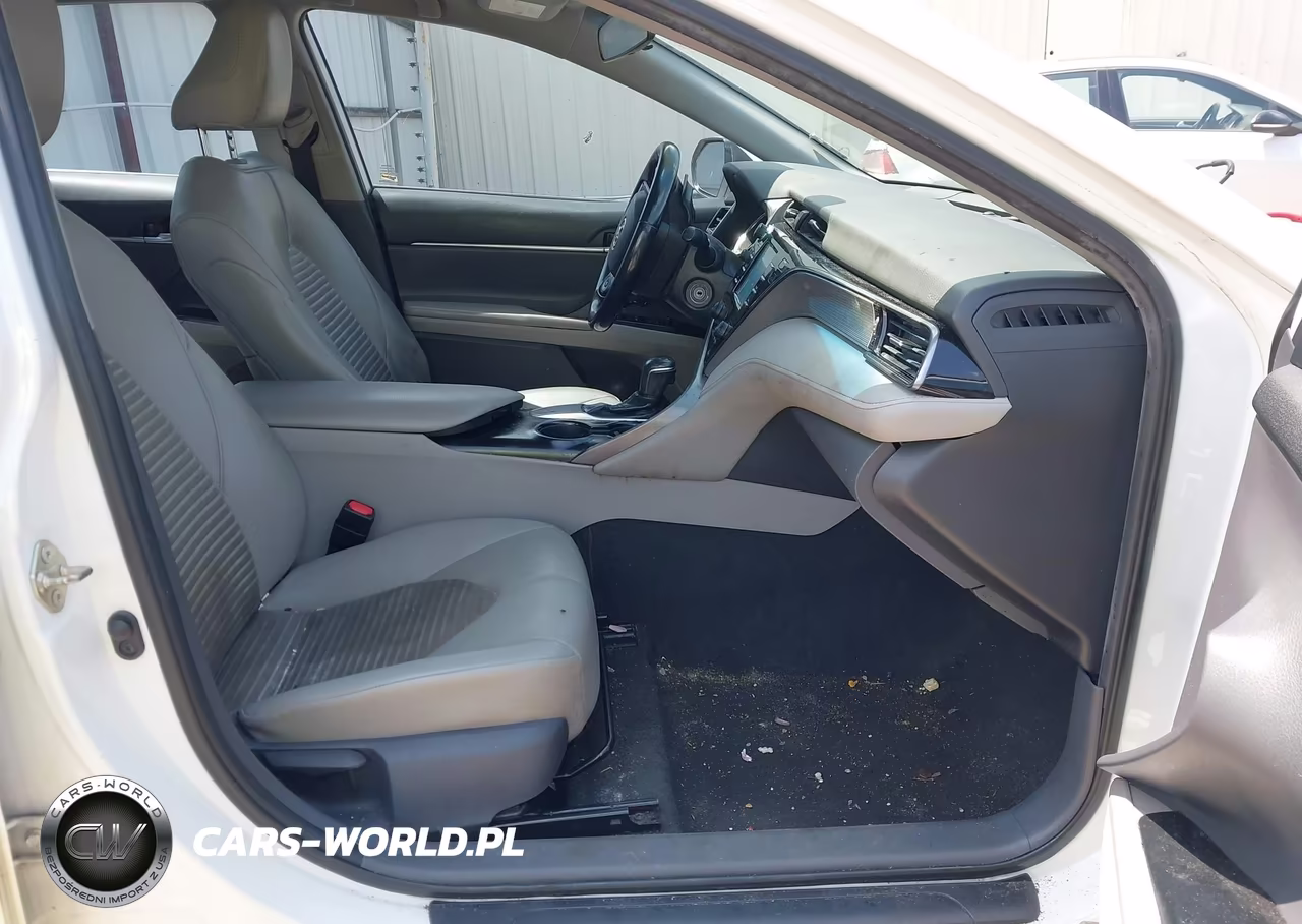 2019 Toyota Camry Se VIN:4T1B11HKXKU818800 - 5