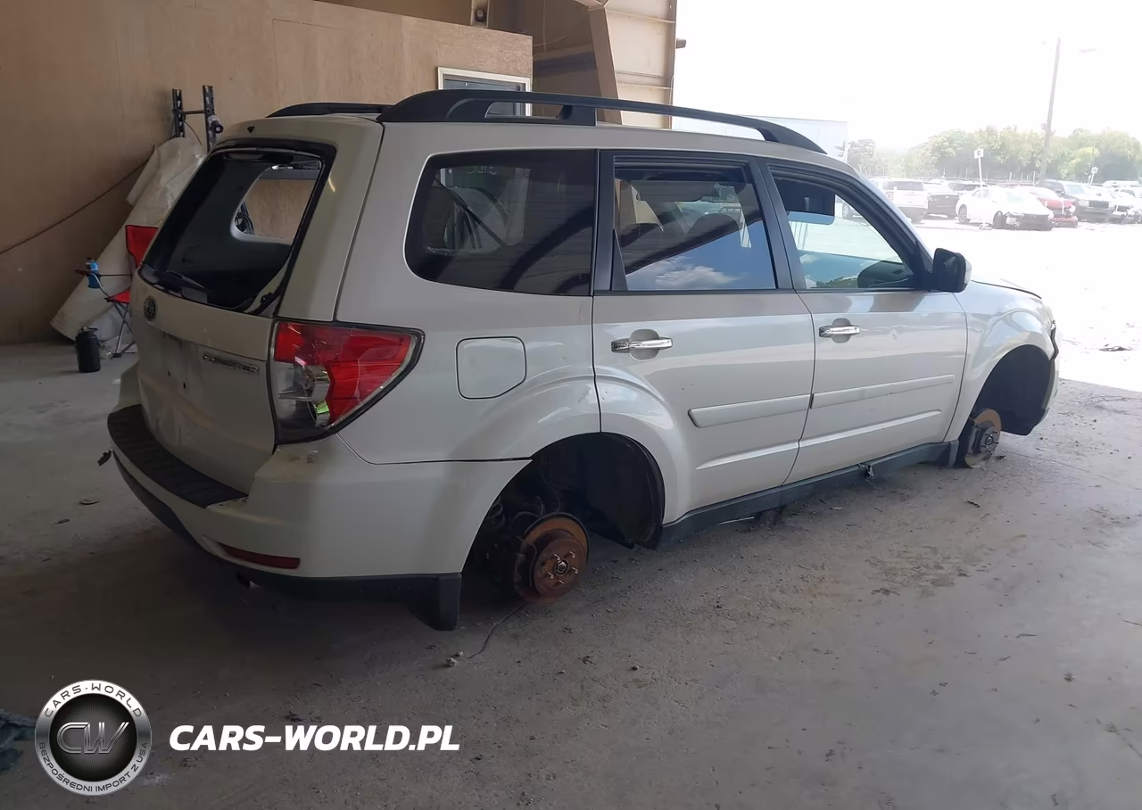 2010 Subaru Forester 2.5X Limited VIN:JF2SH6DC5AH724067 - 4